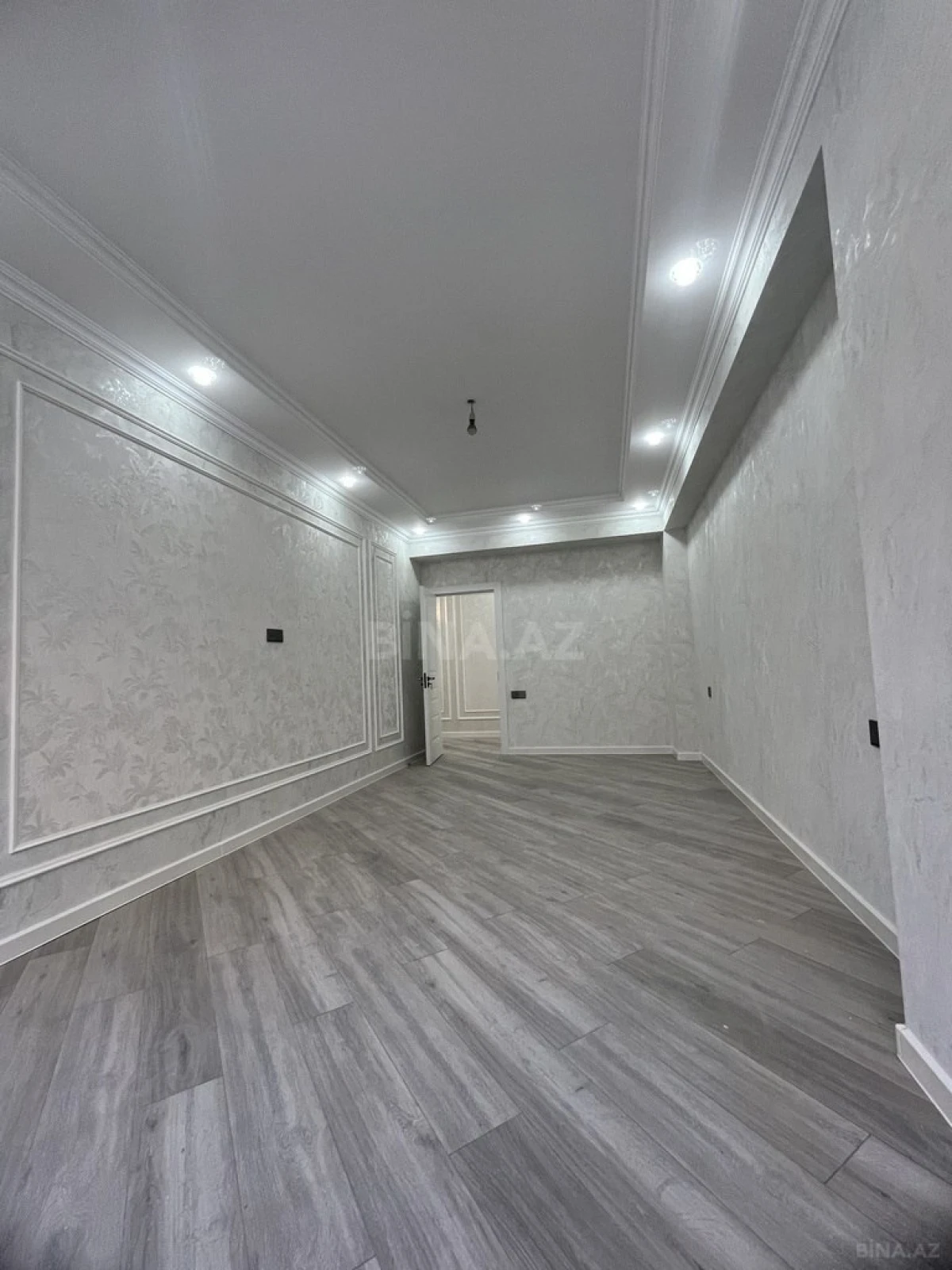 Satılır 2 otaqlı mənzil 54 m²