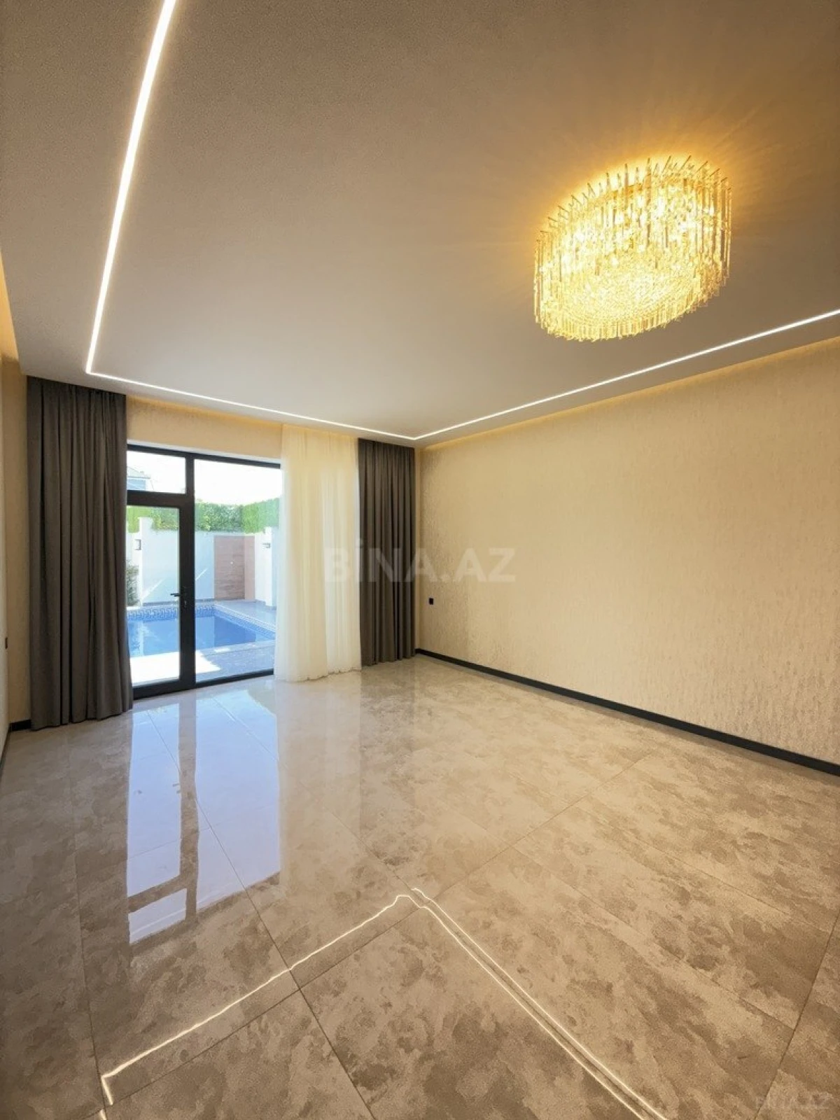 Satılır 4 otaqlı həyət evi 155 m²