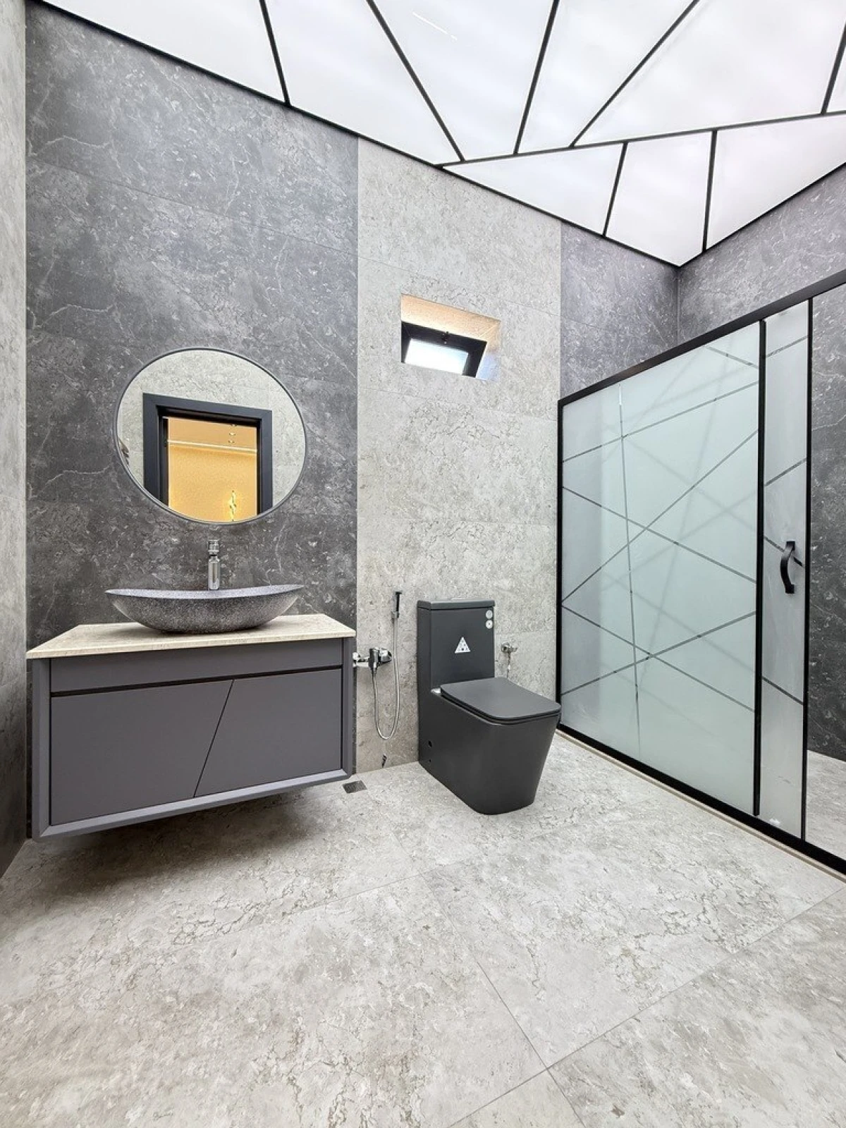 Satılır 4 otaqlı həyət evi 155 m²