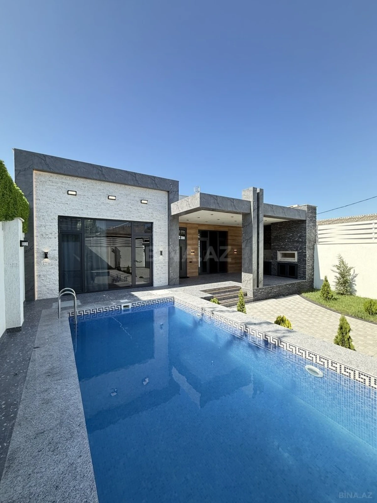 Satılır 4 otaqlı həyət evi 155 m²