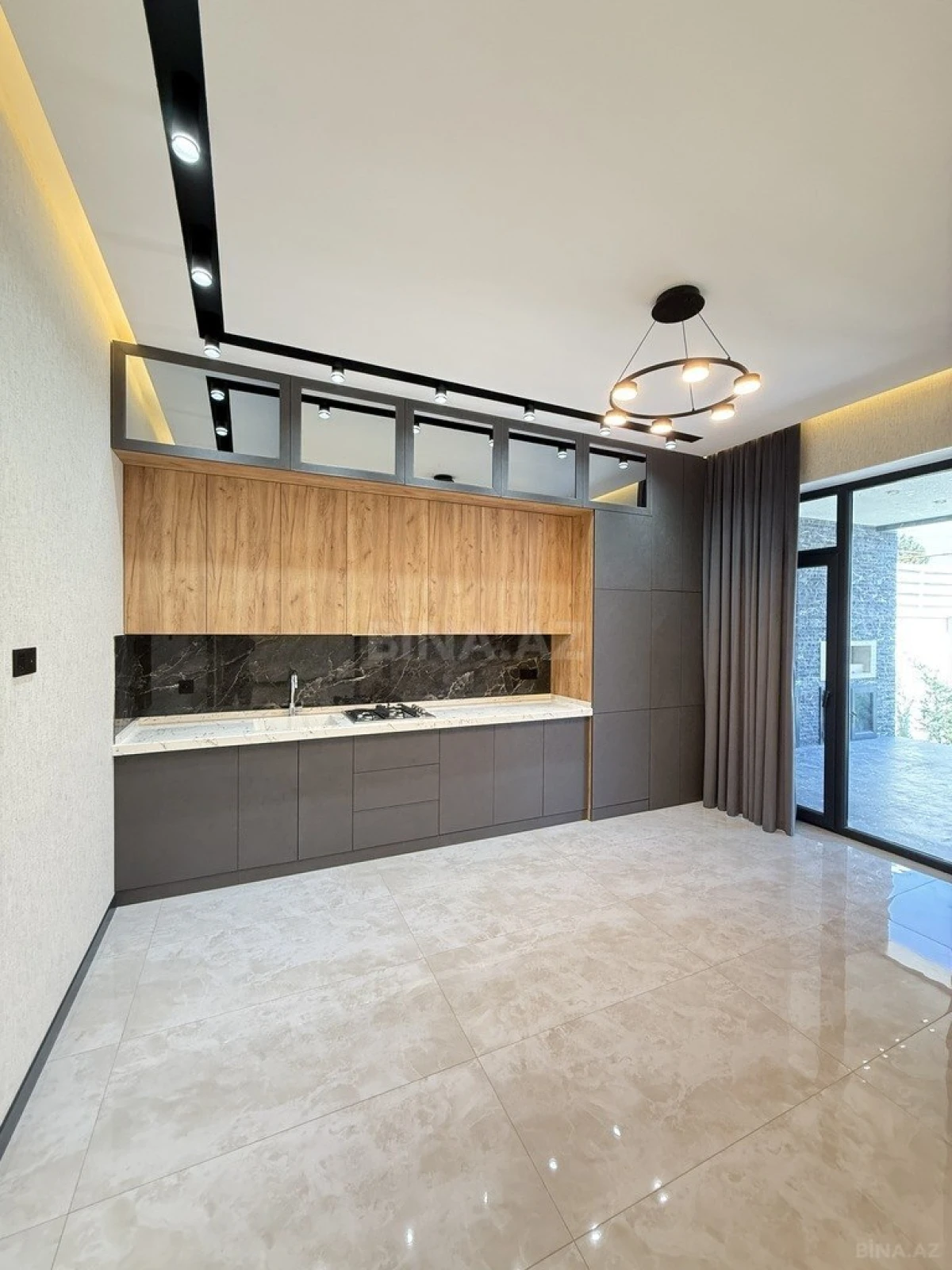 Satılır 4 otaqlı həyət evi 155 m²
