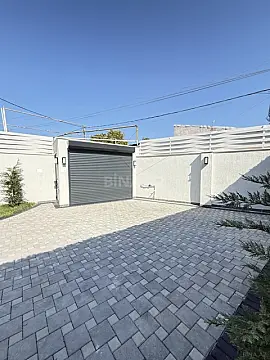 Satılır 4 otaqlı həyət evi 155 m²