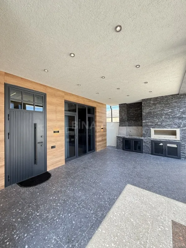 Satılır 4 otaqlı həyət evi 155 m²