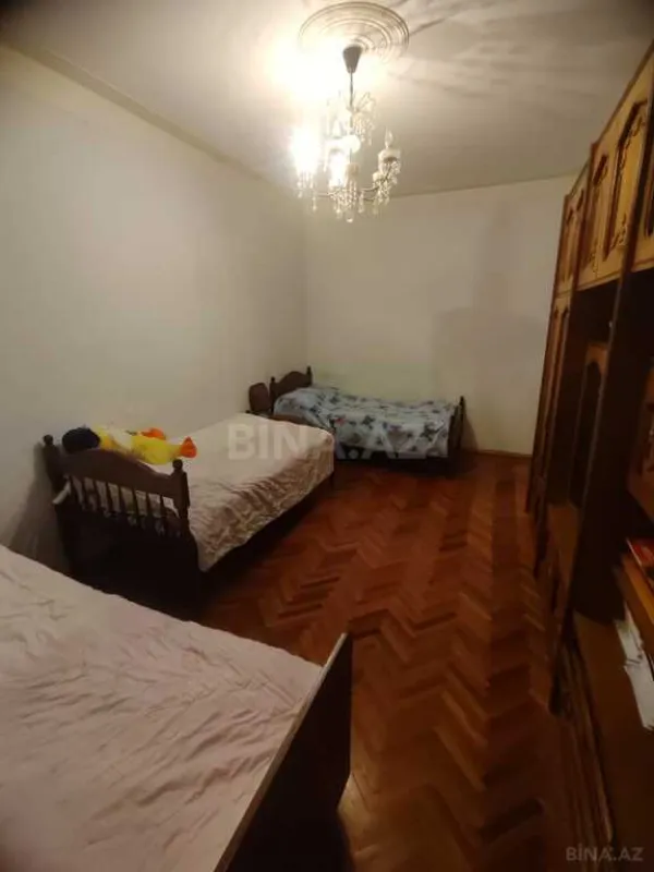 Satılır 3 otaqlı mənzil 120 m²