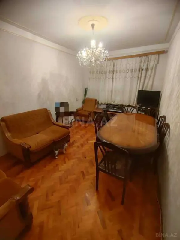 Satılır 3 otaqlı mənzil 120 m²