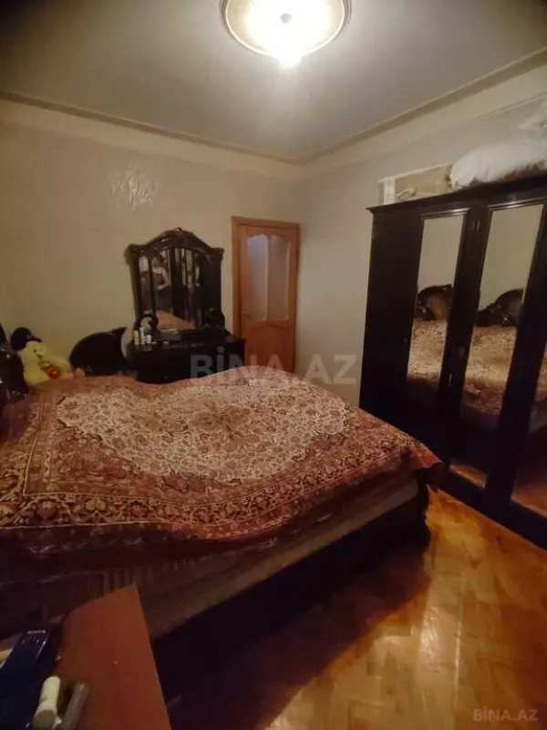 Satılır 3 otaqlı mənzil 120 m²