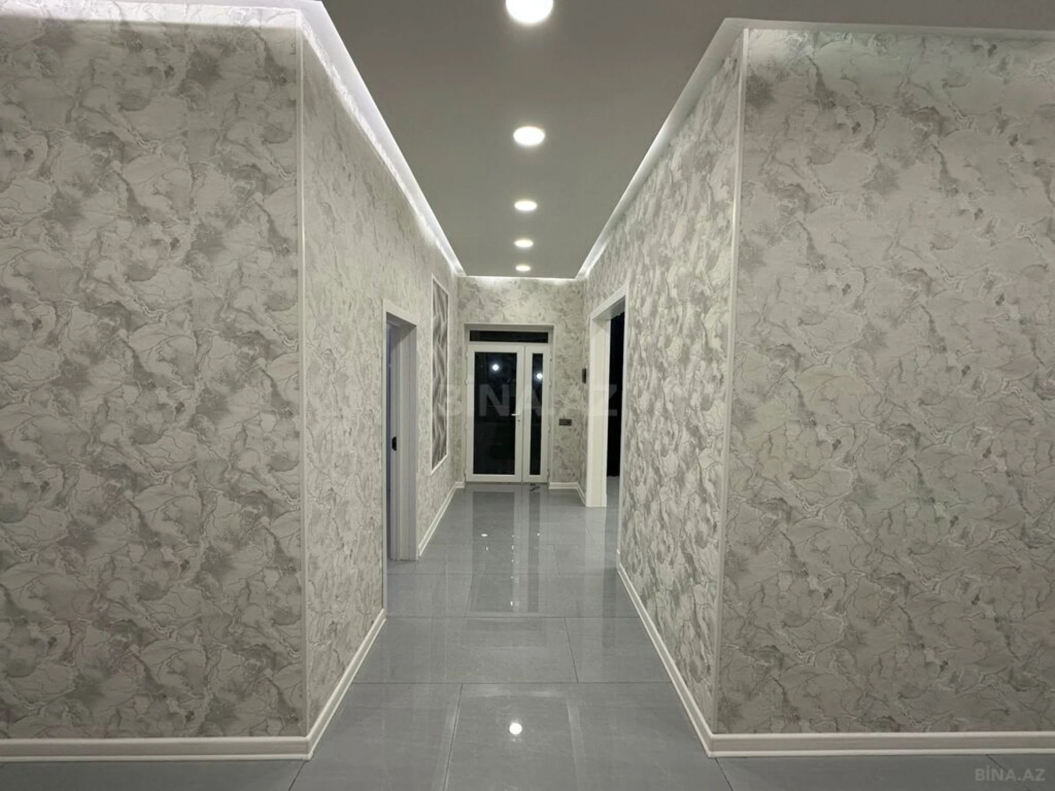 Satılır 4 otaqlı həyət evi 160 m²