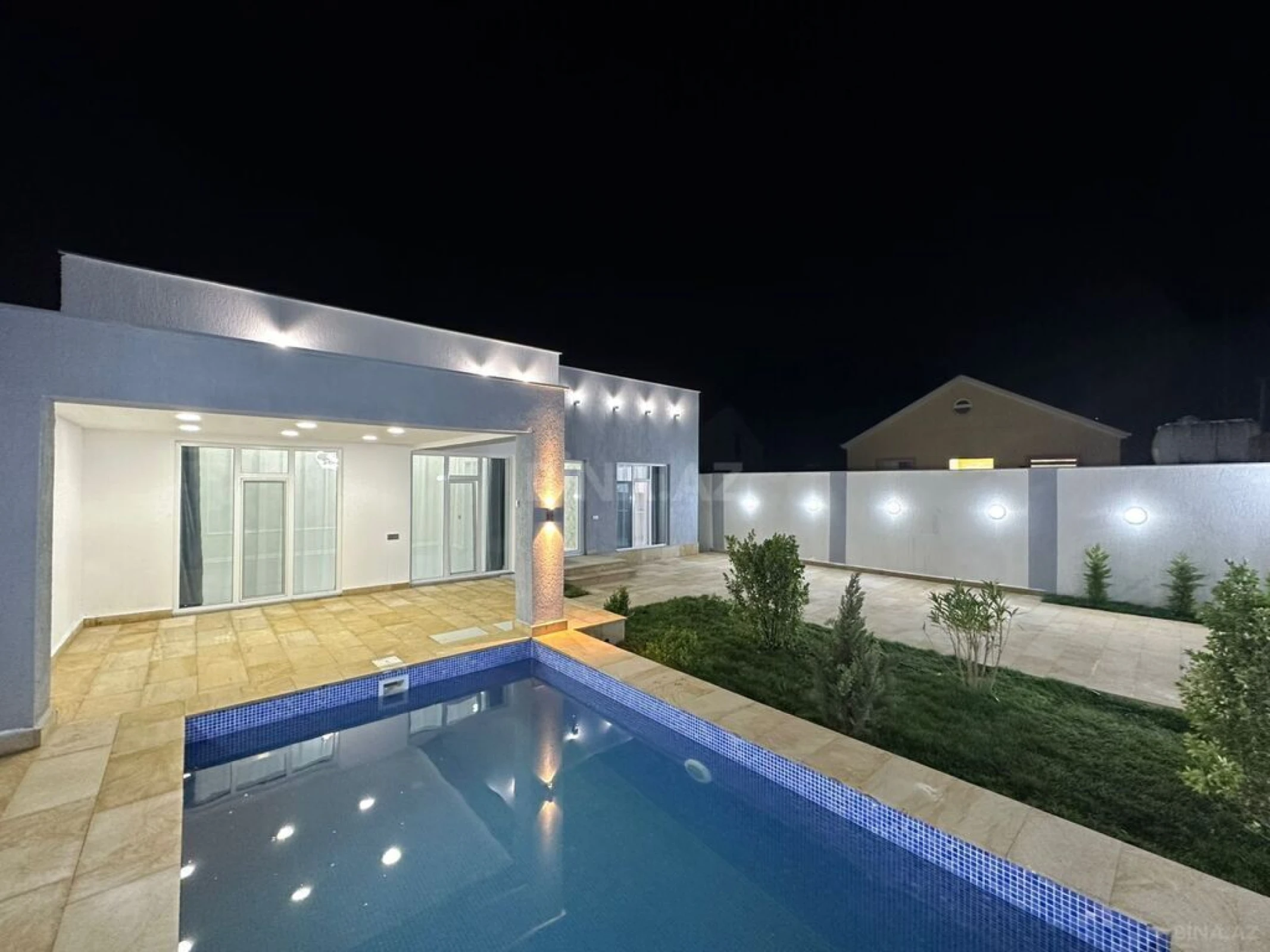 Satılır 4 otaqlı həyət evi 160 m²