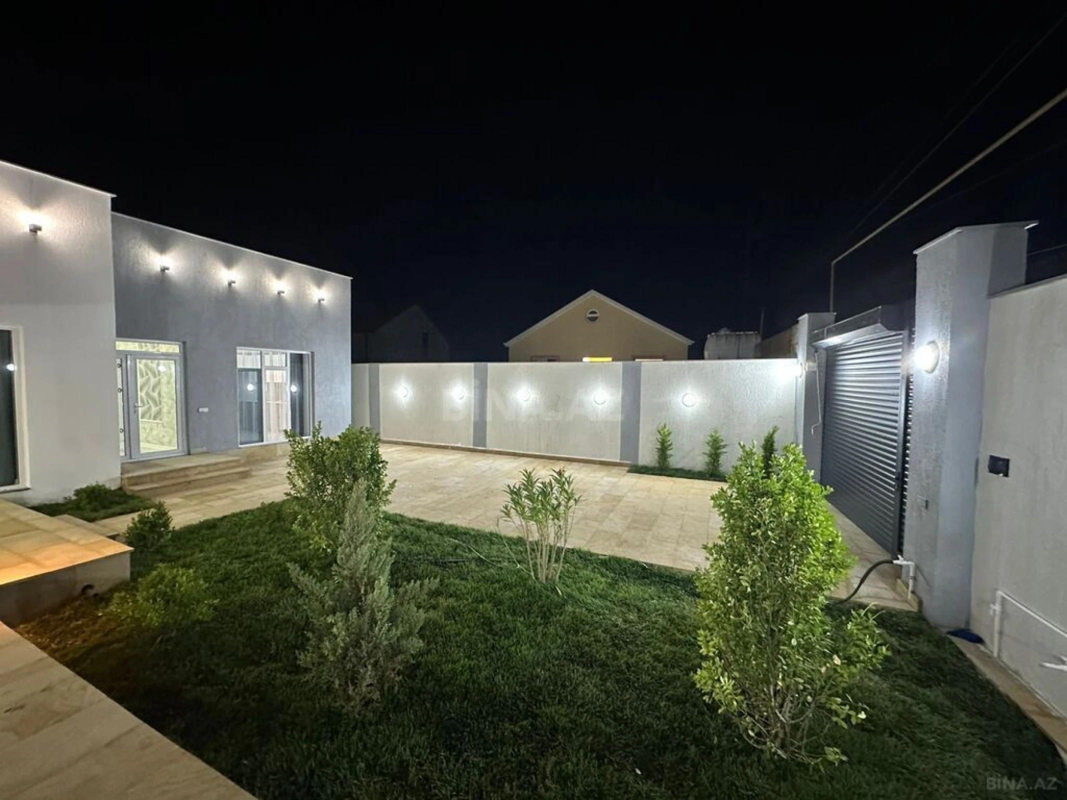Satılır 4 otaqlı həyət evi 160 m²