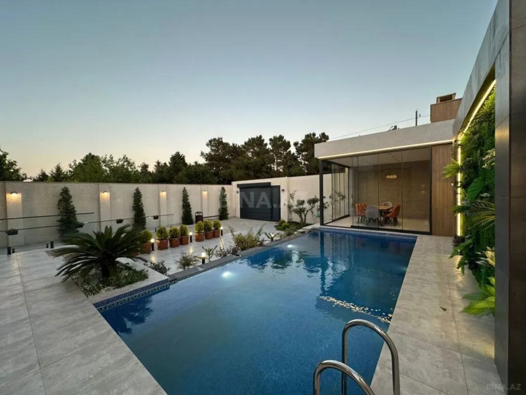 Satılır 4 otaqlı həyət evi 330 m²