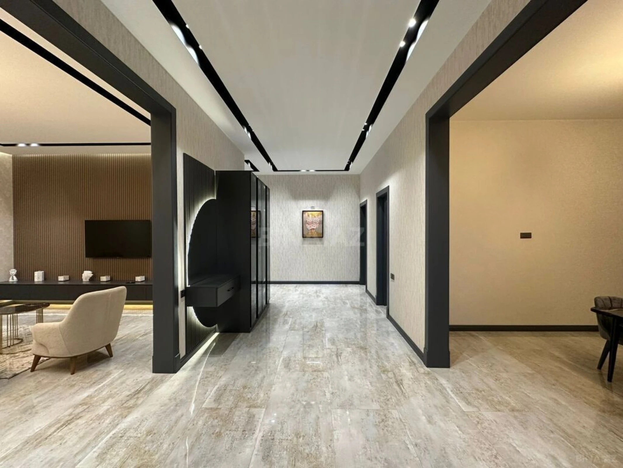 Satılır 4 otaqlı həyət evi 330 m²