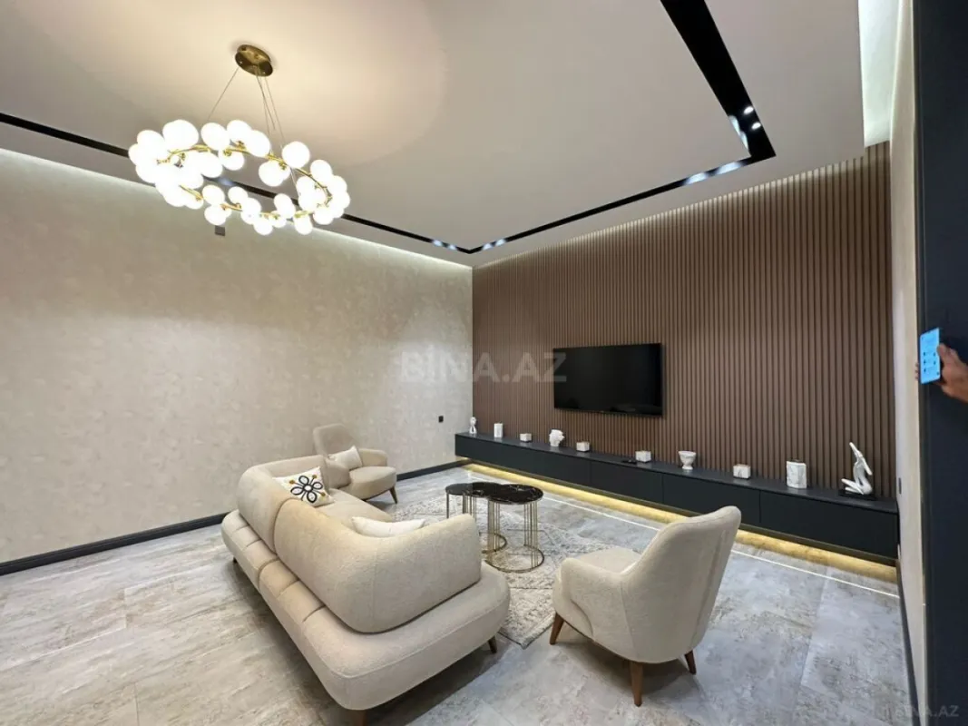 Satılır 4 otaqlı həyət evi 330 m²