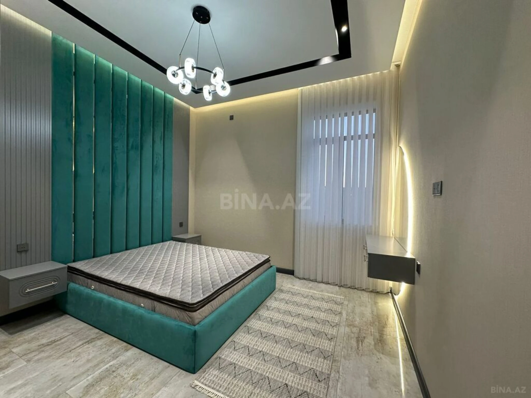 Satılır 4 otaqlı həyət evi 330 m²