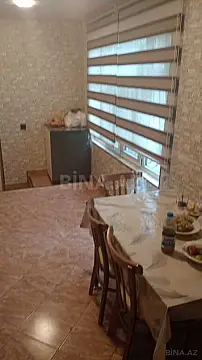 Satılır 5 otaqlı həyət evi 300 m²