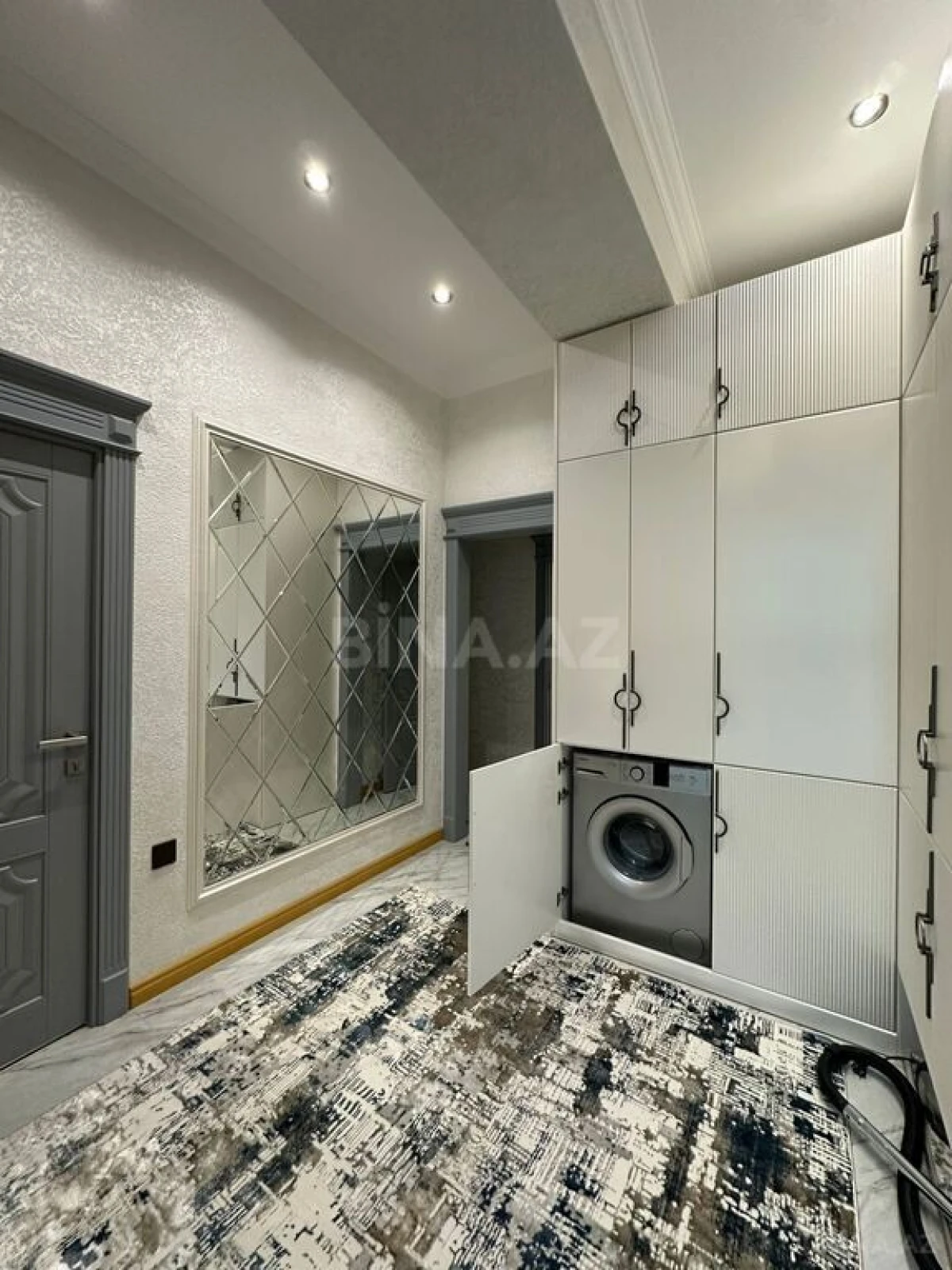 Kirayə verilir 3 otaqlı mənzil 100 m²