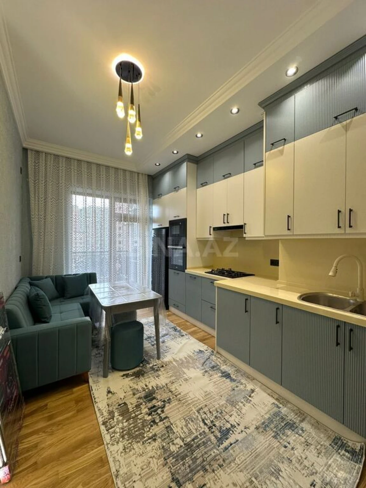 Kirayə verilir 3 otaqlı mənzil 100 m²