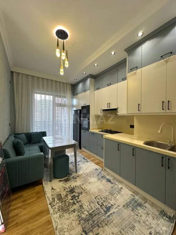 Kirayə verilir 3 otaqlı mənzil 100 m²