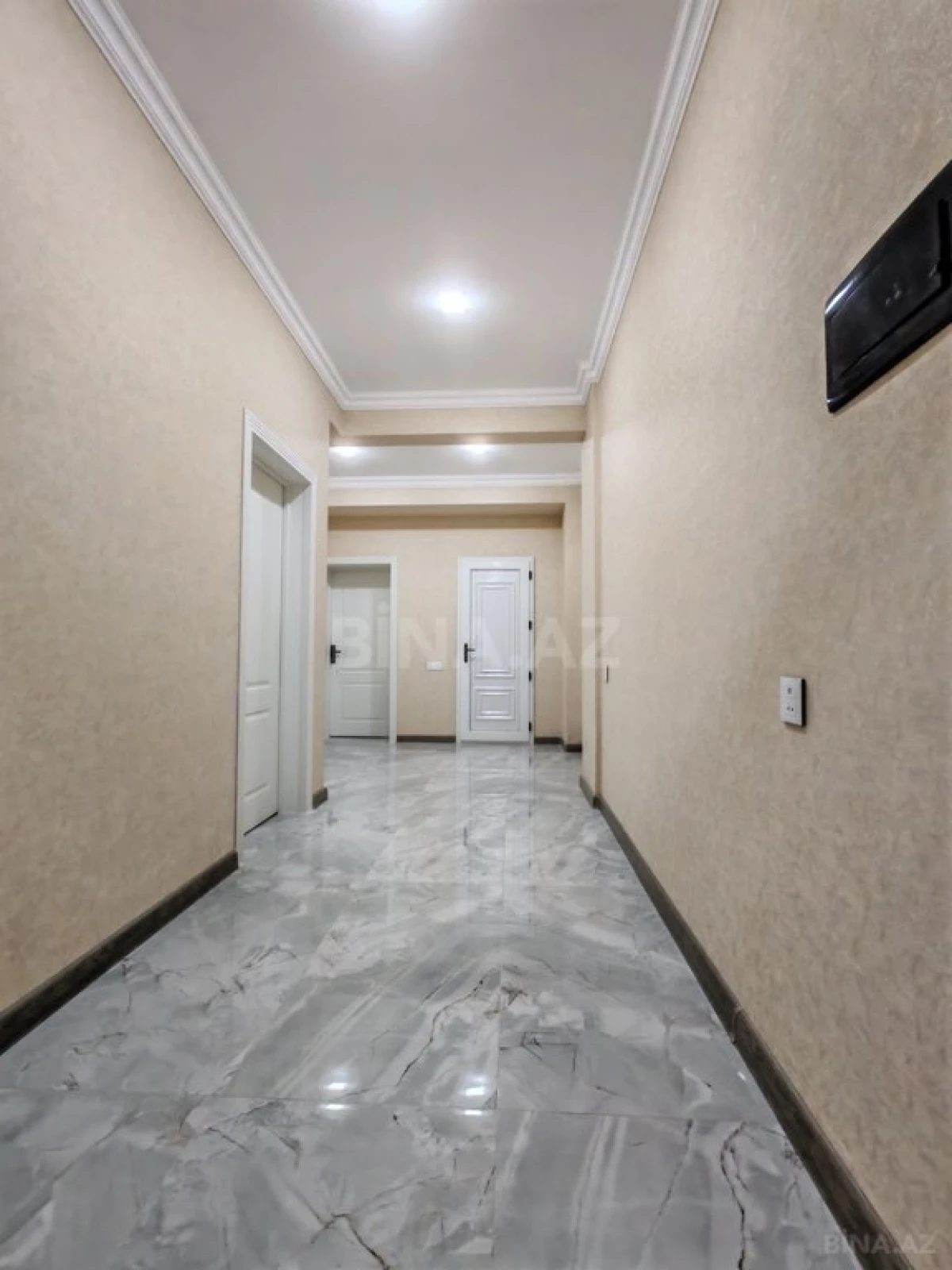 Satılır 7 otaqlı həyət evi 200 m²