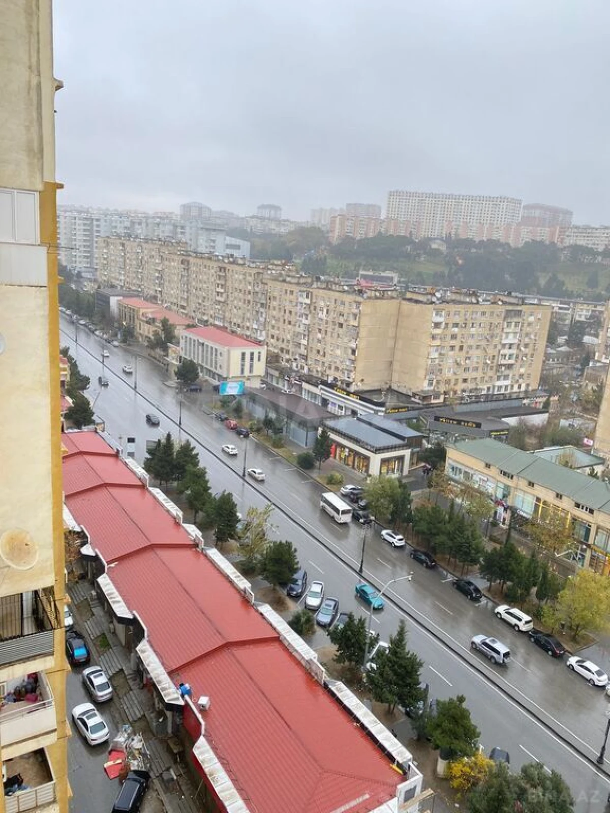 Satılır 3 otaqlı mənzil 118 m²