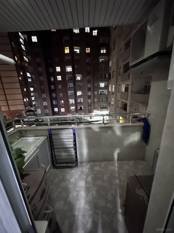 Satılır 3 otaqlı mənzil 105 m²