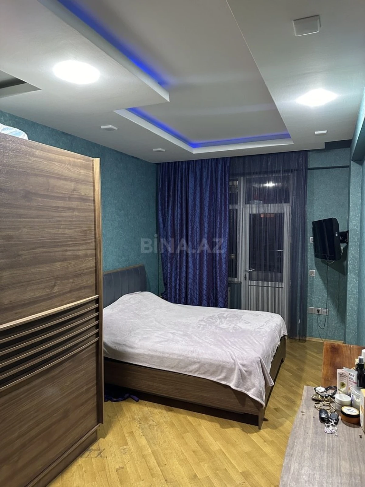 Satılır 3 otaqlı mənzil 105 m²