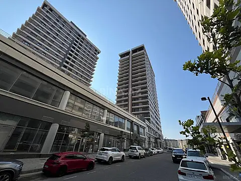 Satılır 4 otaqlı mənzil 194 m² — Bakı 4 otaq 194.00 m²