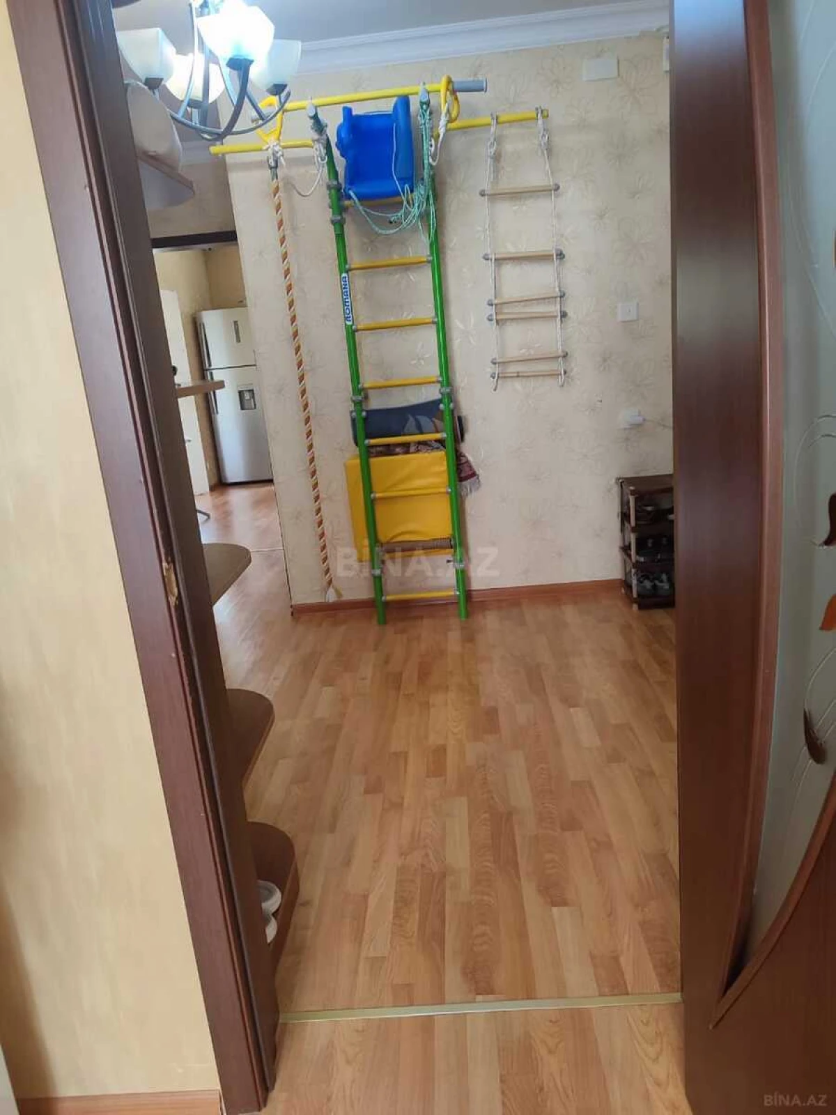Satılır 3 otaqlı mənzil 100 m²