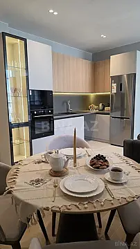 Kirayə verilir 2 otaqlı mənzil 97 m²