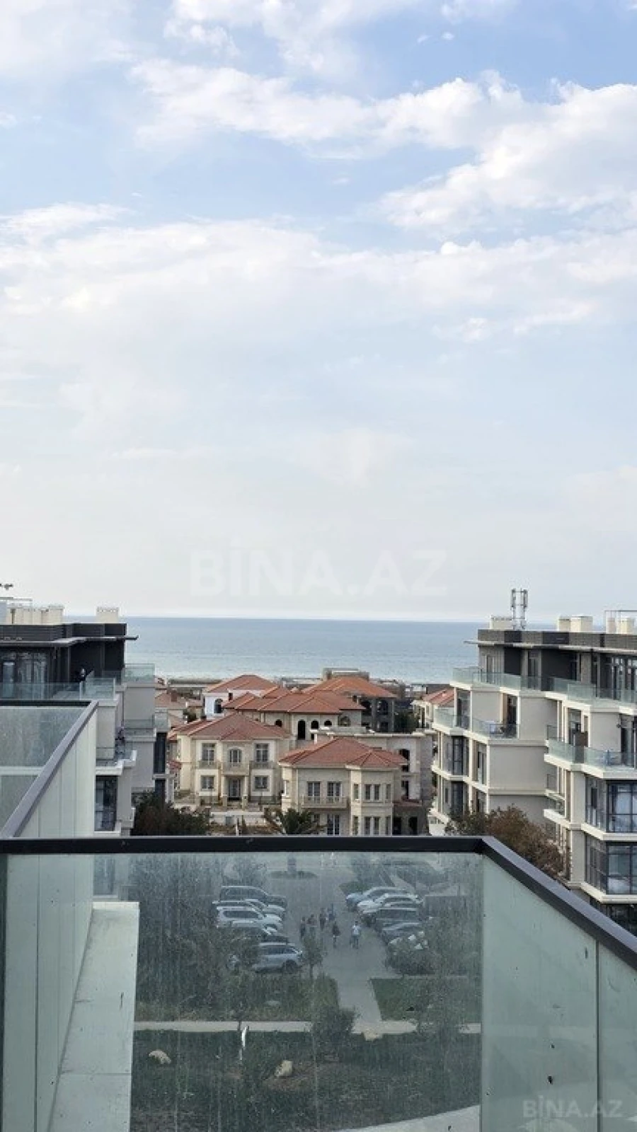 Kirayə verilir 2 otaqlı mənzil 97 m²