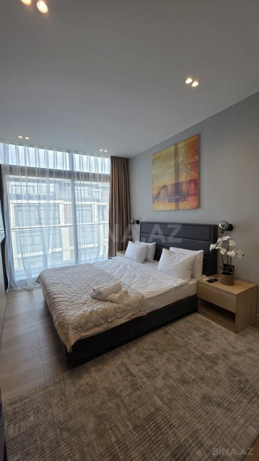 Kirayə verilir 2 otaqlı mənzil 97 m²