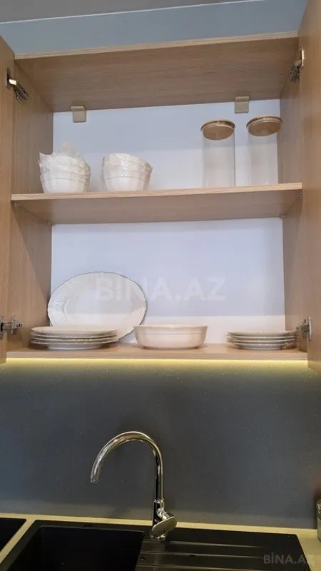 Kirayə verilir 2 otaqlı mənzil 97 m²