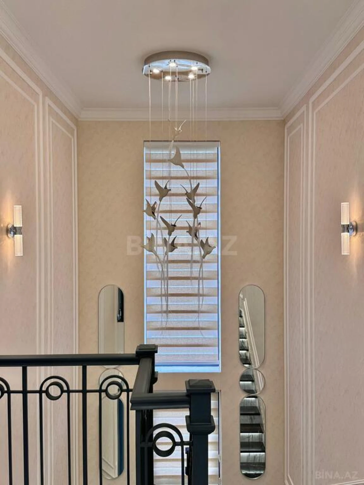 Satılır 5 otaqlı həyət evi 354 m²