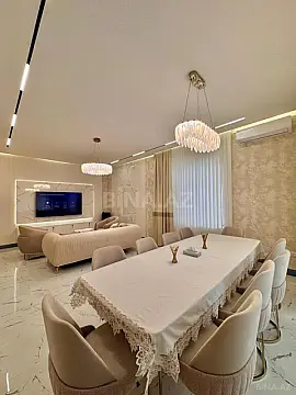 Satılır 5 otaqlı həyət evi 354 m²