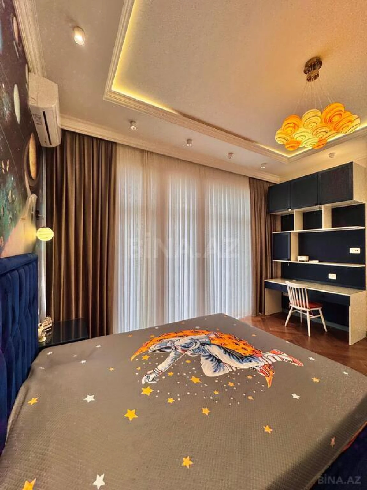 Satılır 5 otaqlı həyət evi 354 m²