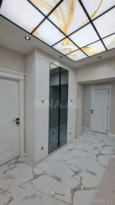 Satılır 2 otaqlı mənzil 85 m²