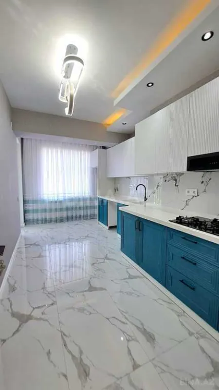 Satılır 2 otaqlı mənzil 85 m²