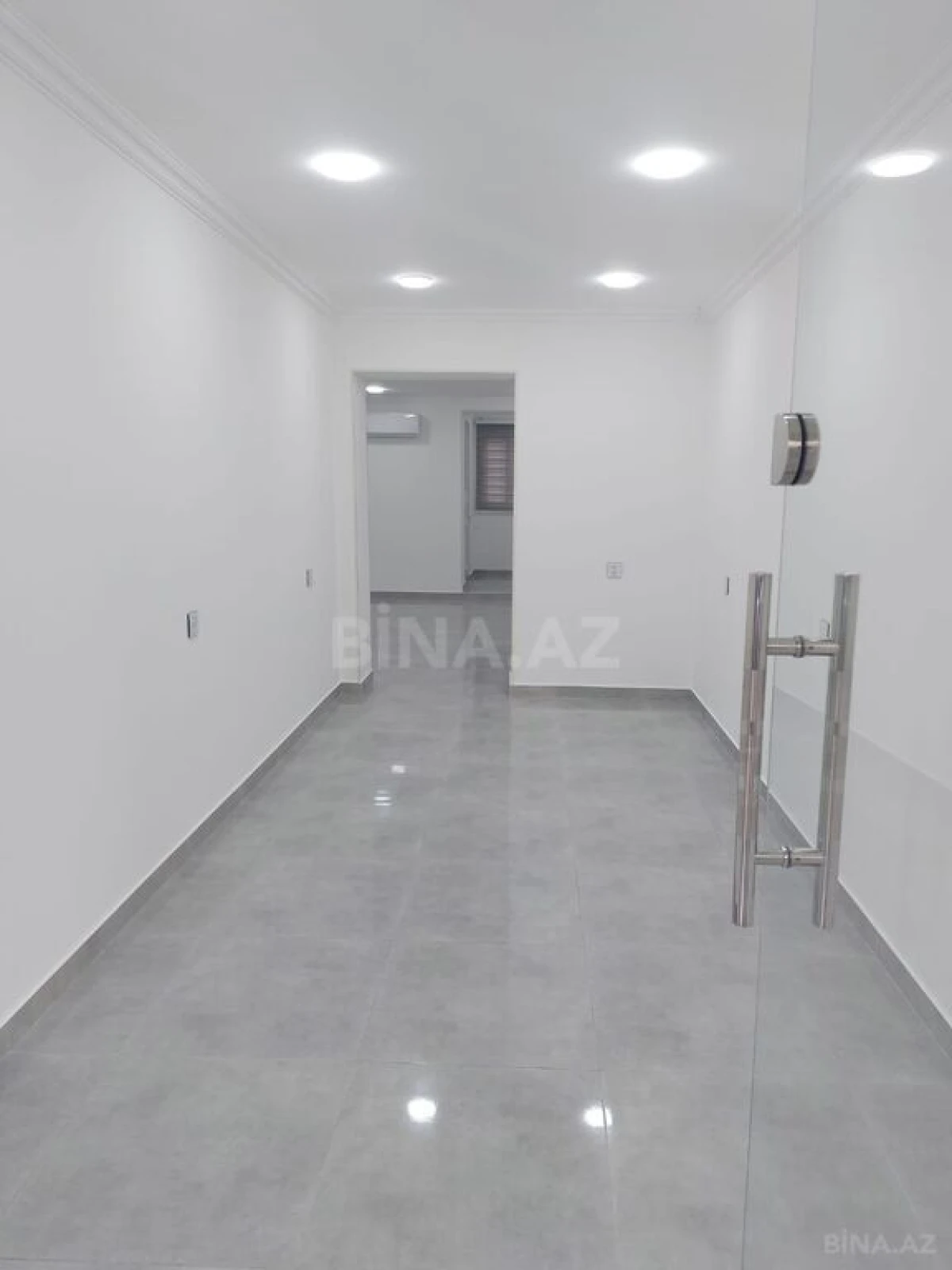 Satılır obyekt 52 m²
