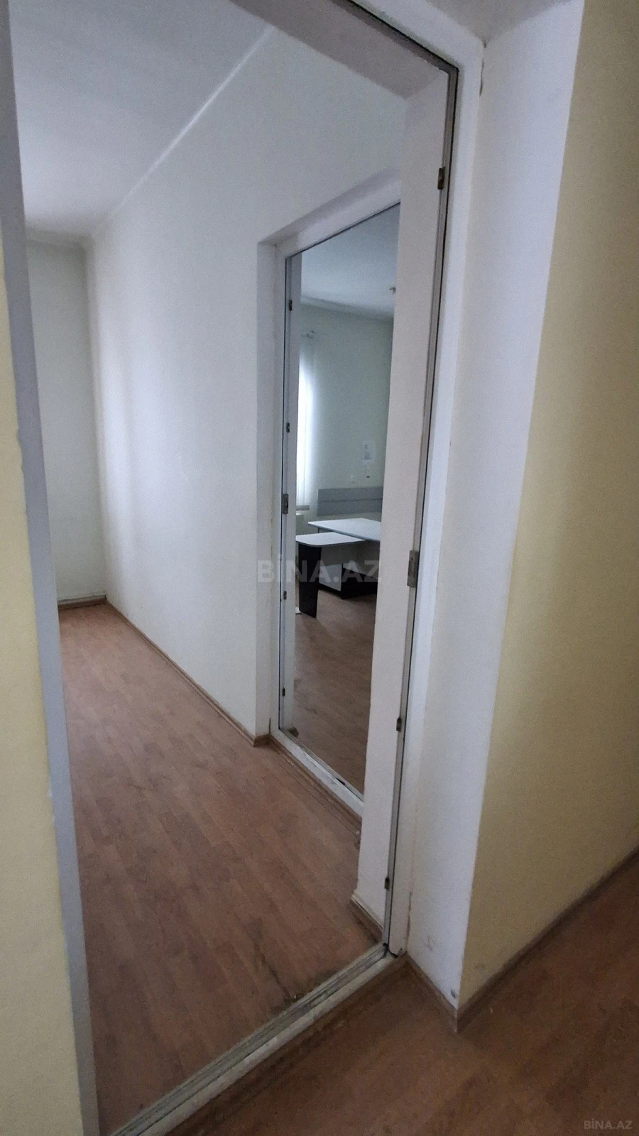 Satılır obyekt 779 m²