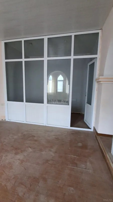 Satılır obyekt 779 m²