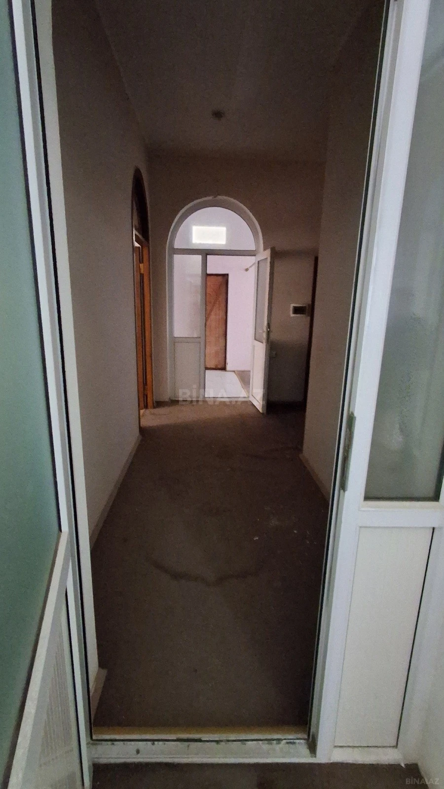 Satılır obyekt 779 m²