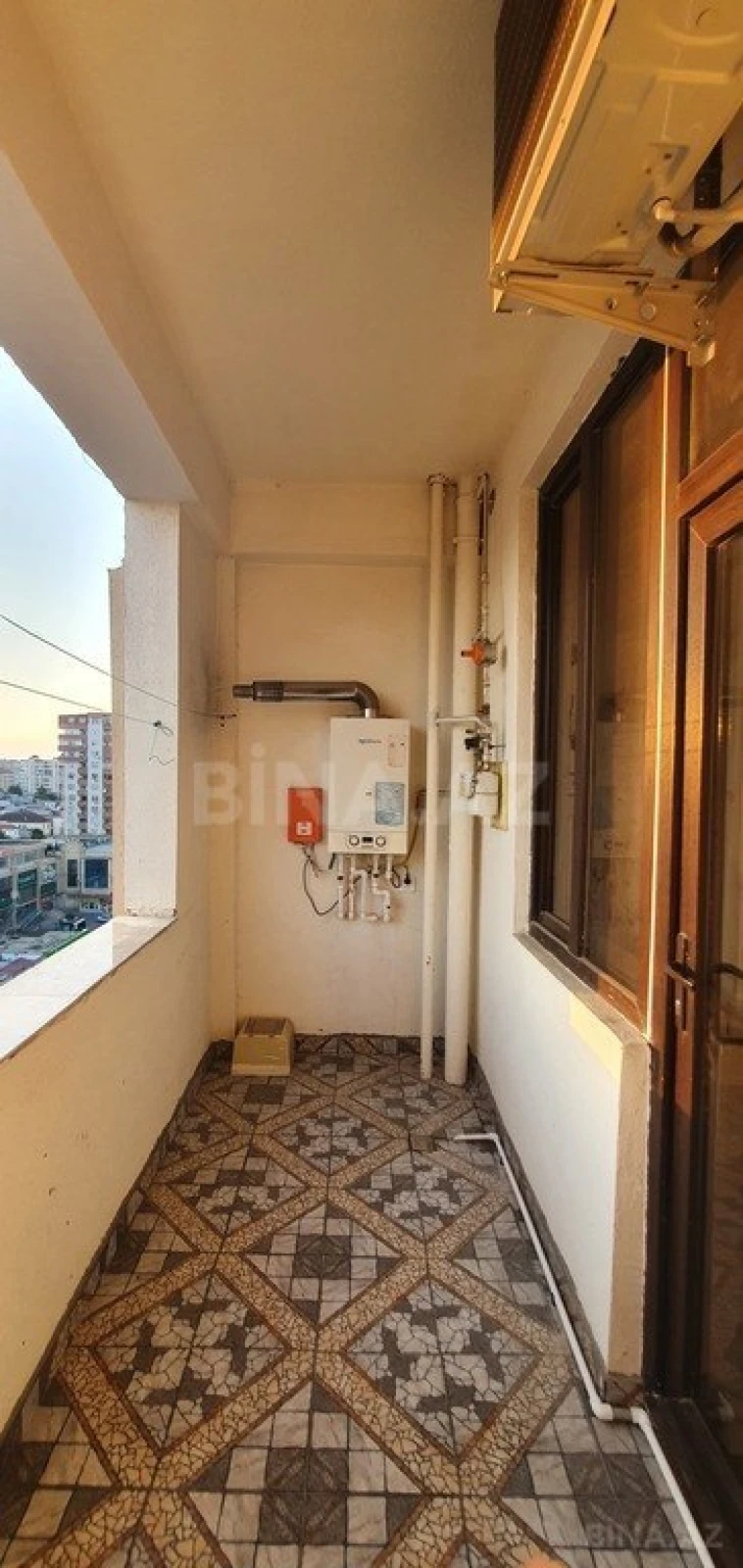 Satılır 3 otaqlı mənzil 96 m²