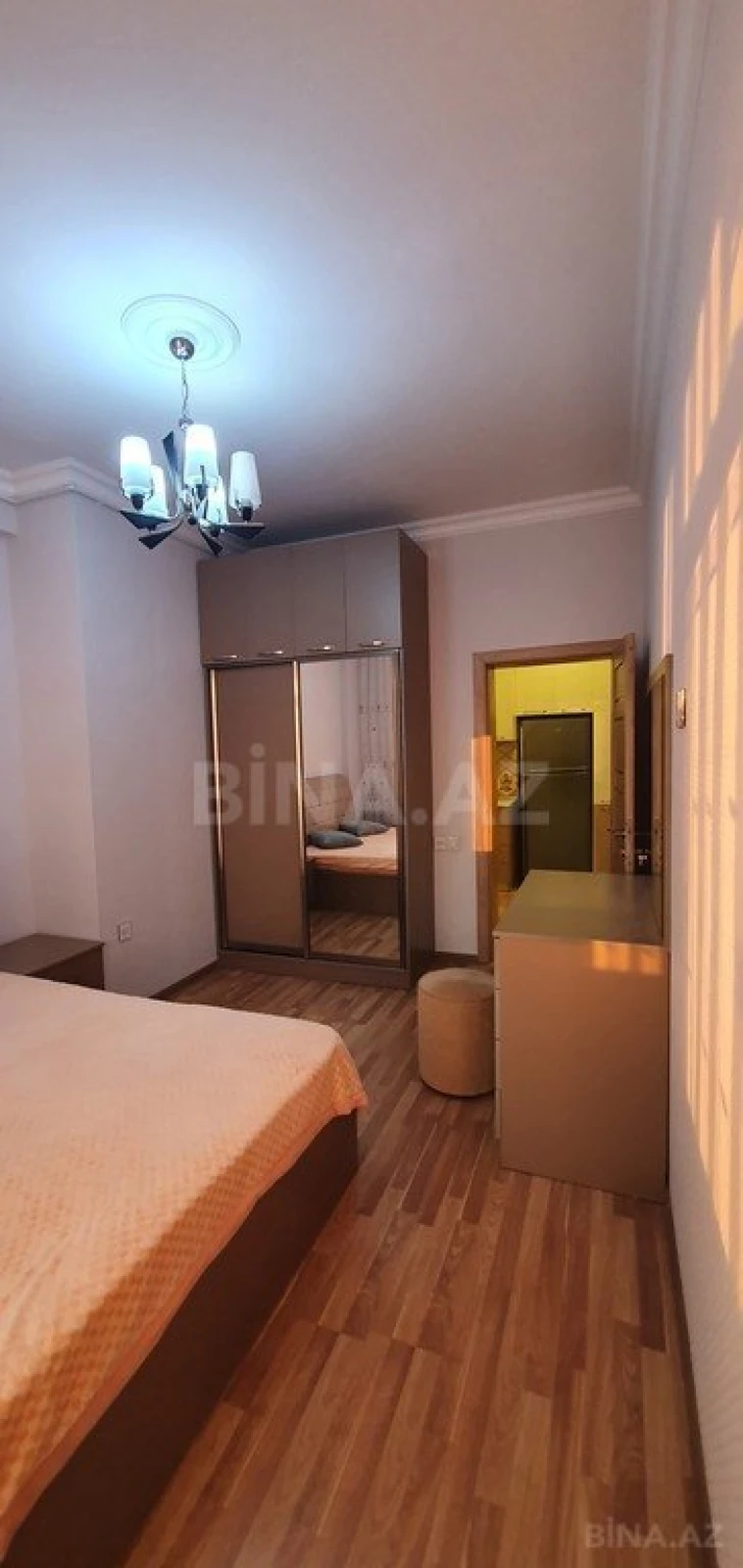 Satılır 3 otaqlı mənzil 96 m²