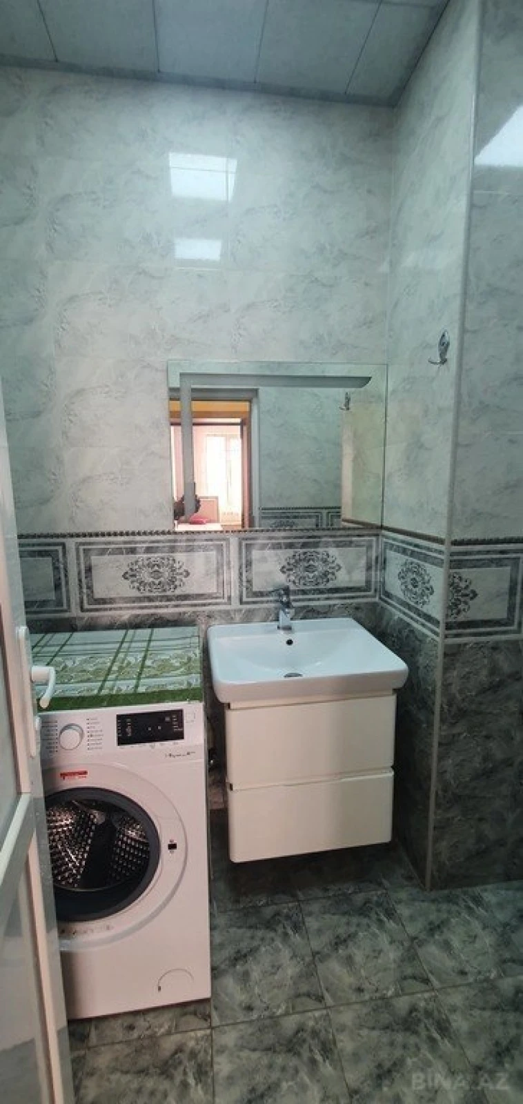 Satılır 3 otaqlı mənzil 96 m²