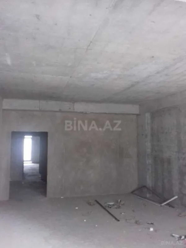 Satılır 2 otaqlı mənzil 86 m²