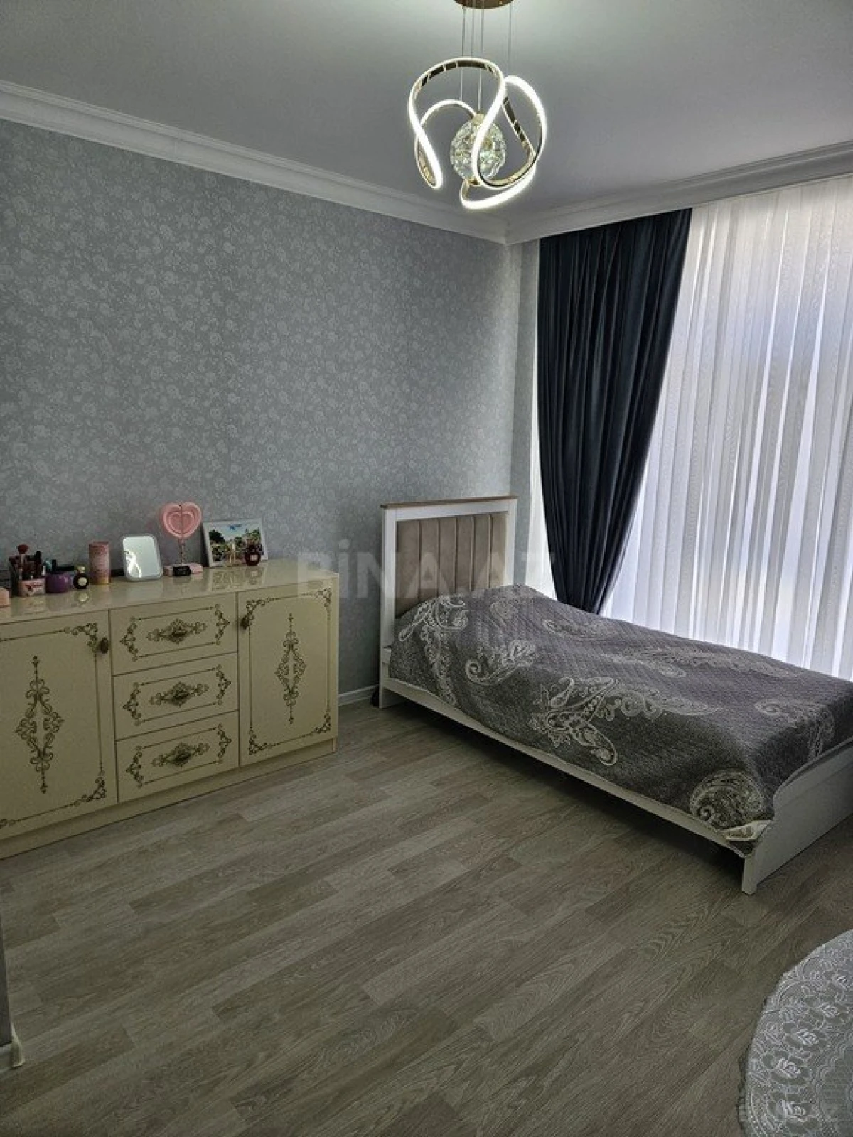 Satılır 4 otaqlı həyət evi 200 m²