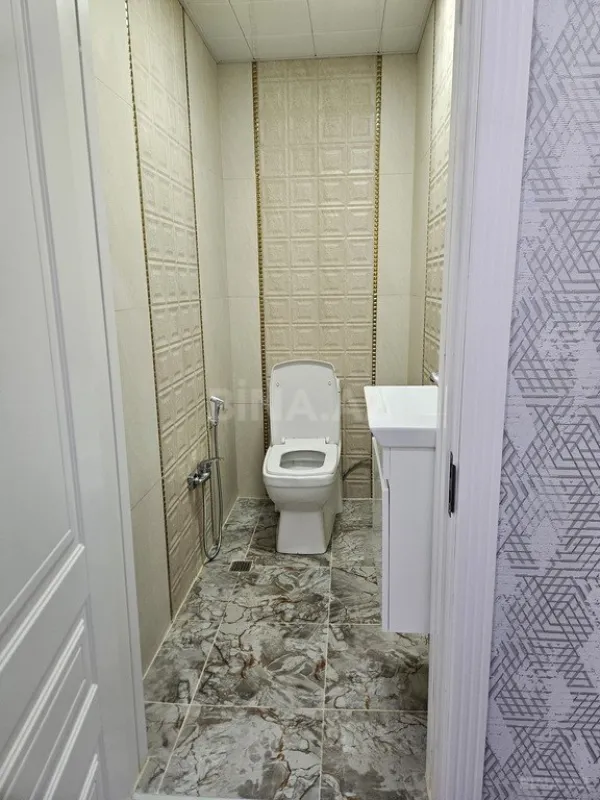 Satılır 4 otaqlı həyət evi 200 m²