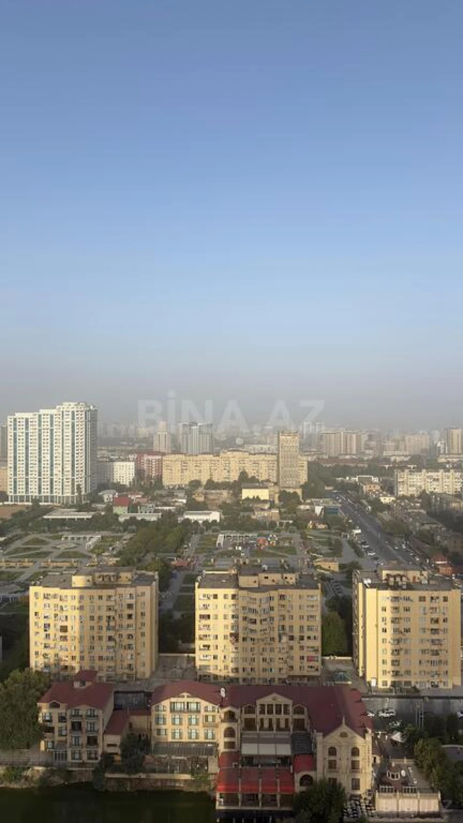 Satılır 4 otaqlı mənzil 150 m²