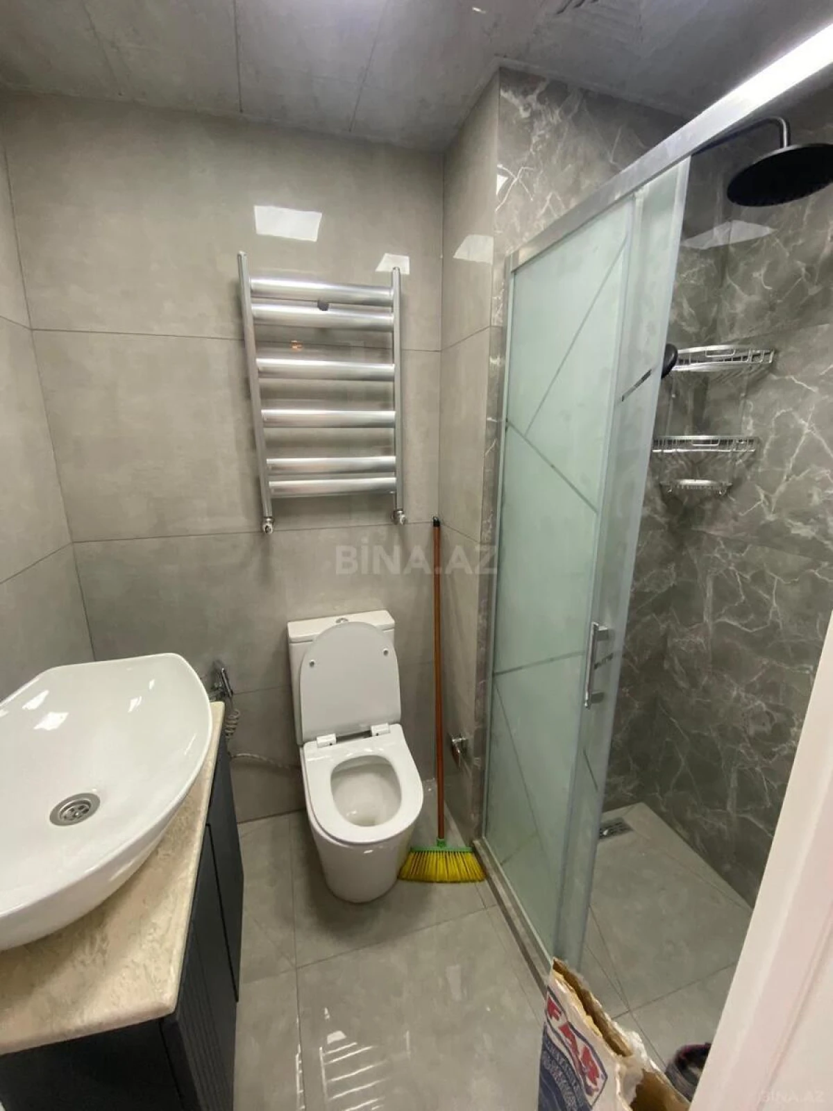 Kirayə verilir 2 otaqlı mənzil 47 m²