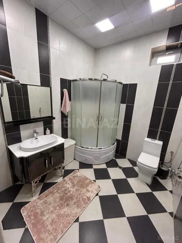 Satılır 5 otaqlı həyət evi 187 m²