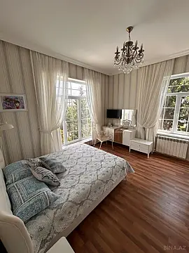 Satılır 5 otaqlı həyət evi 187 m²